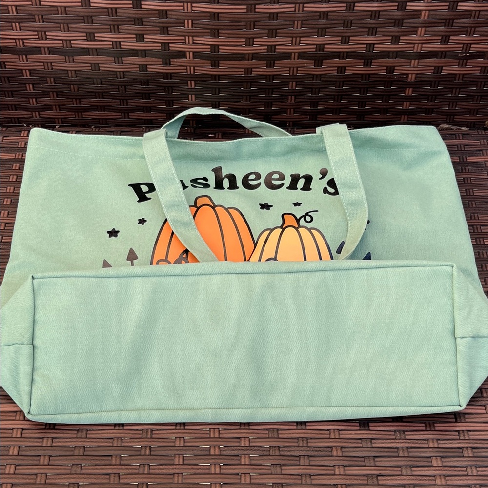 Pusheen Box Exclusive! Pumpkin Patch Tote Bag - Picture 4 of 6